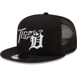 Men's Detroit Tigers New Era Black Street Trucker 9FIFTY Snapback Hat