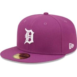 Men's Detroit Tigers New Era Grape Logo 59FIFTY Fitted Hat
