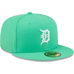 Men's Detroit Tigers New Era Green Logo 59FIFTY Fitted Hat -NEW ERA Sales Store mens new era green detroit tigers logo 59fifty fitted hat pi4690000 altimages ff 4690355 b40f890e16160b30b068alt3 full