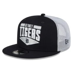 Men's Detroit Tigers New Era Navy/White Base Trucker 9FIFTY Snapback Hat